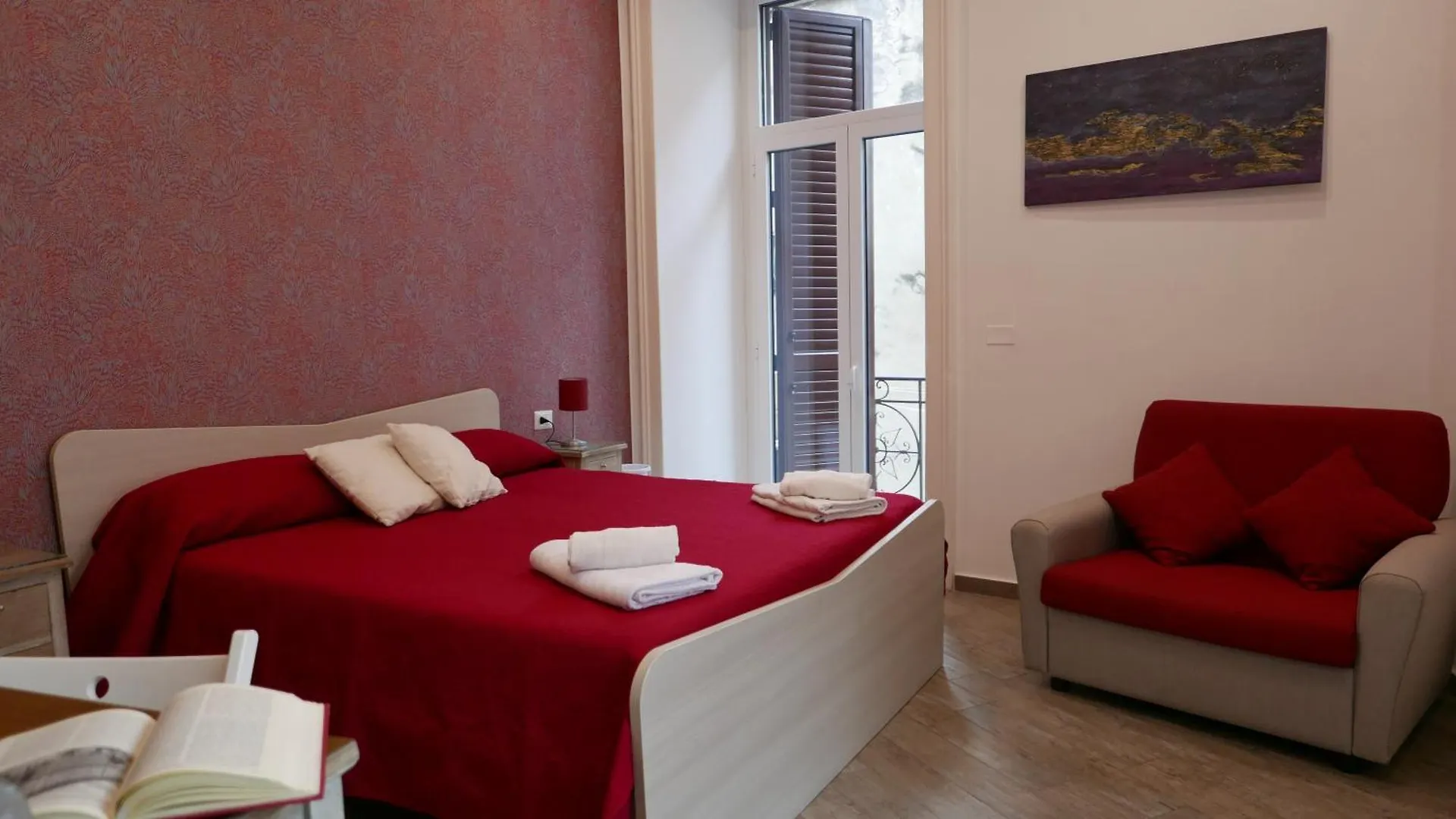 B&B Da Ary Colorful Rooms Naples 3*,  Italy